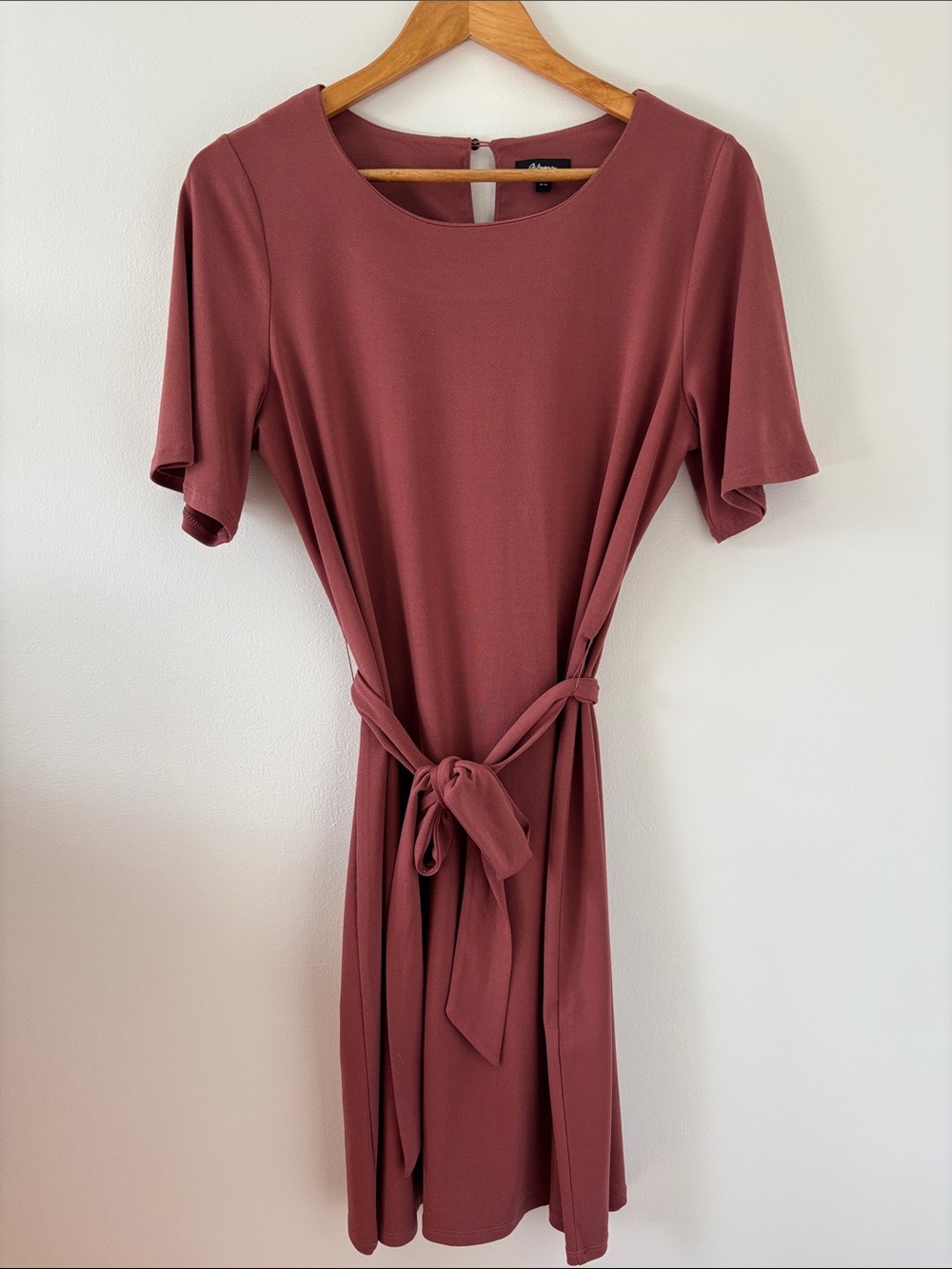Reitmans Dusty Rose Tie-Waist Short Sleeve Dress
